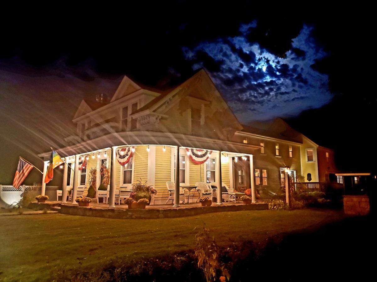 Elmere House Bed & Breakfast Wells Exterior photo